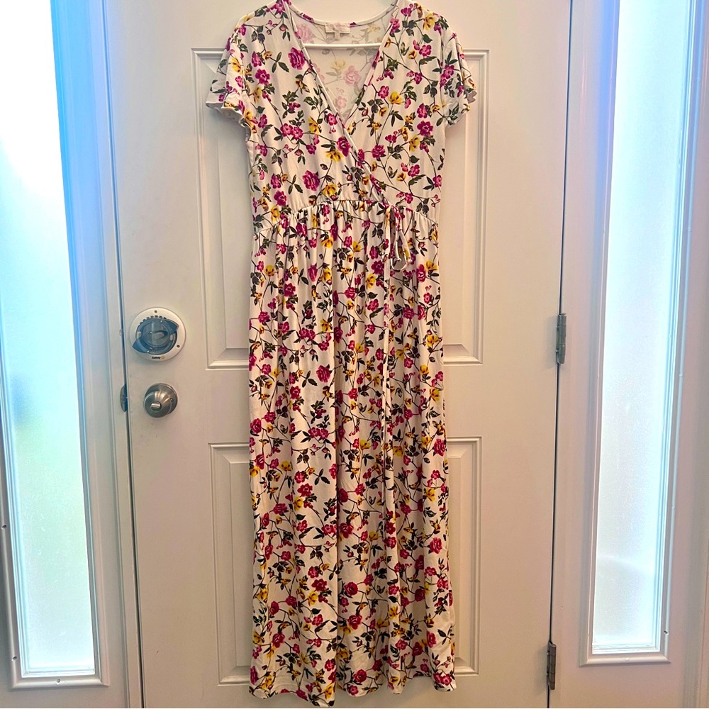 Maternity wrap maxi dress size large